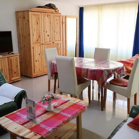 Erdgeschoss-ferienwohnung Mit Panorama *